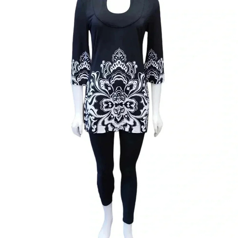 White House Black Market Black White Tunic Top Size Small